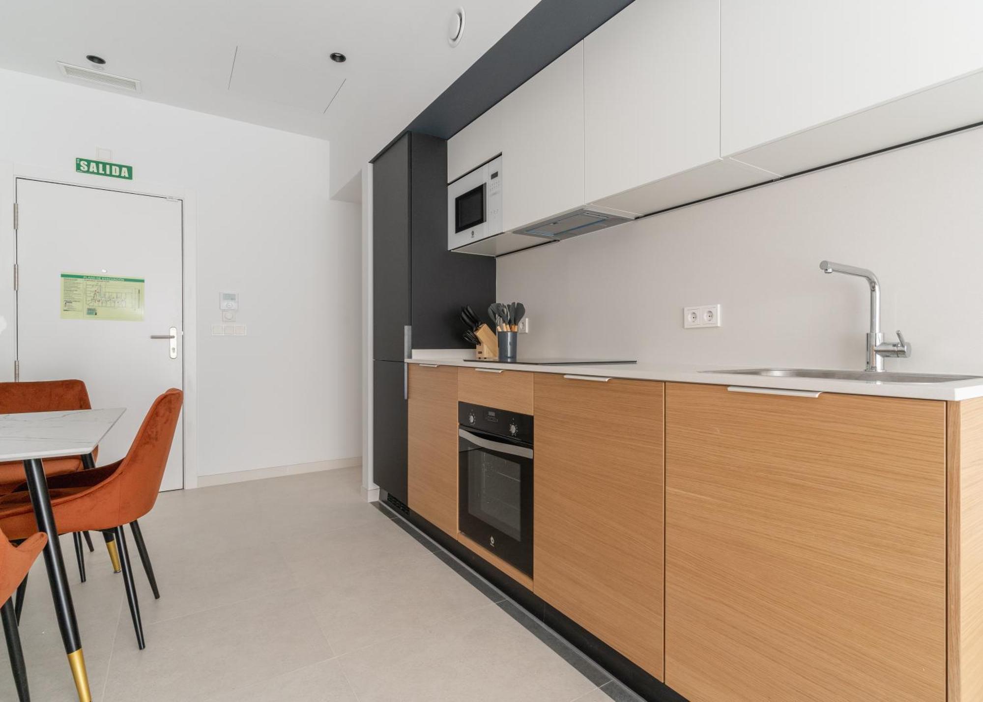 Canillas Apartments Madrid Exterior photo